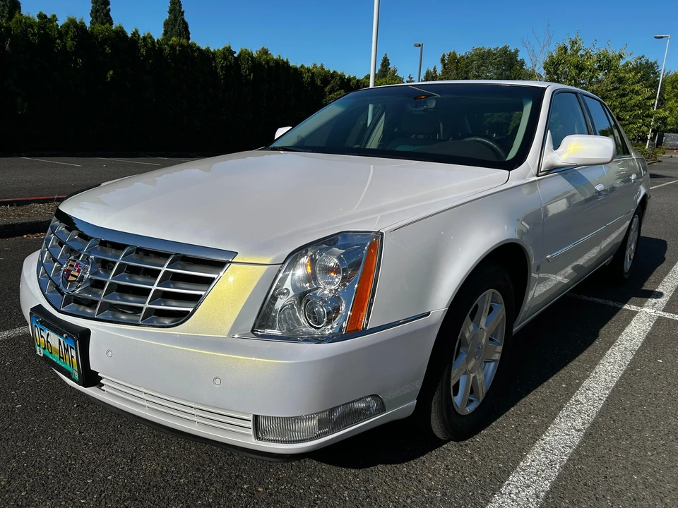 2007 Cadillac DTS - Image 6 of 31