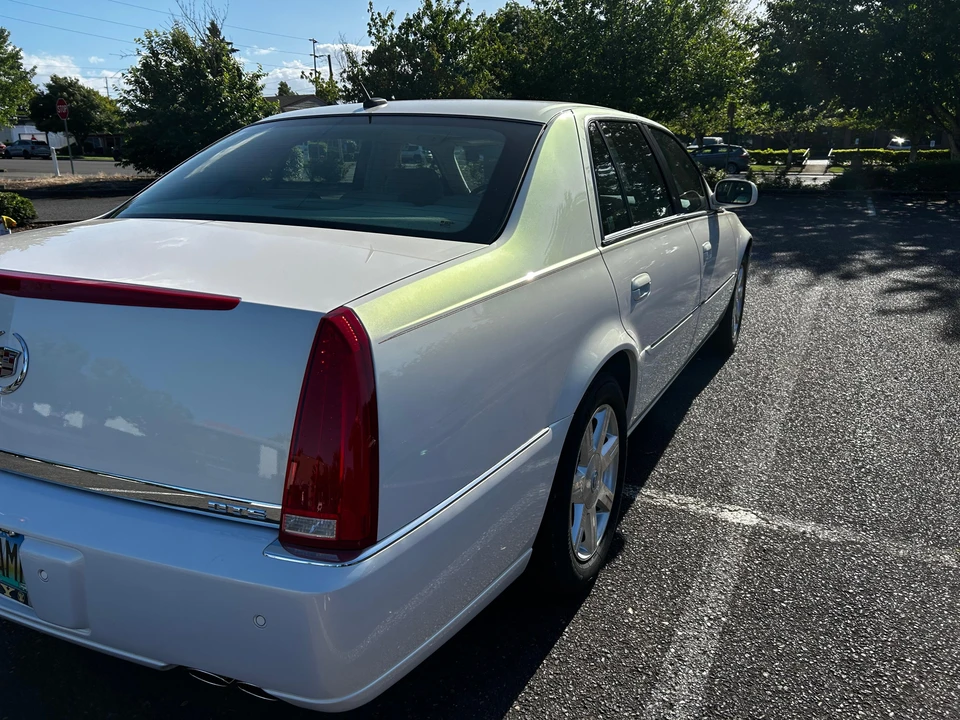 2007 Cadillac DTS - Image 25 of 31