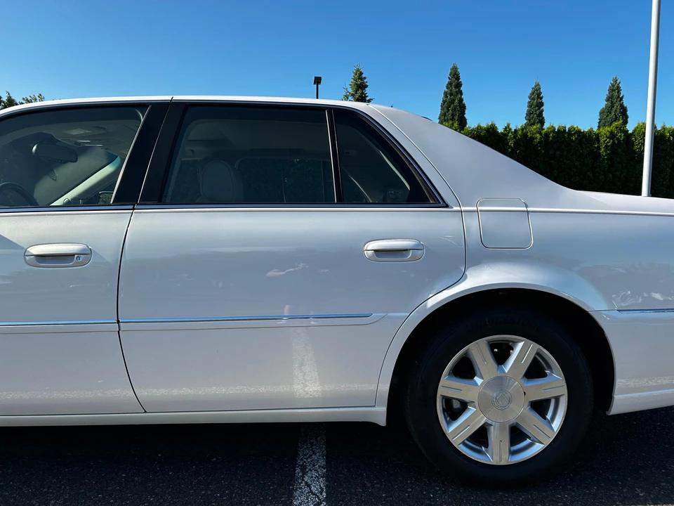 2007 Cadillac DTS - Image 19 of 31