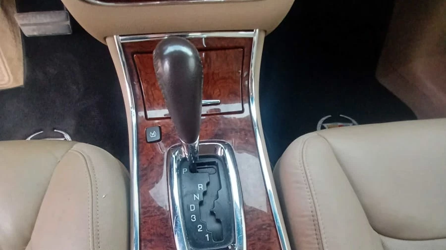 2007 Cadillac DTS - Image 10 of 17