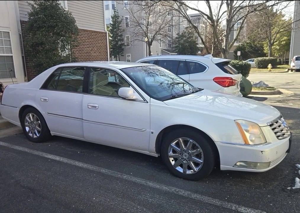 2007 Cadillac DTS - Image 4 of 6