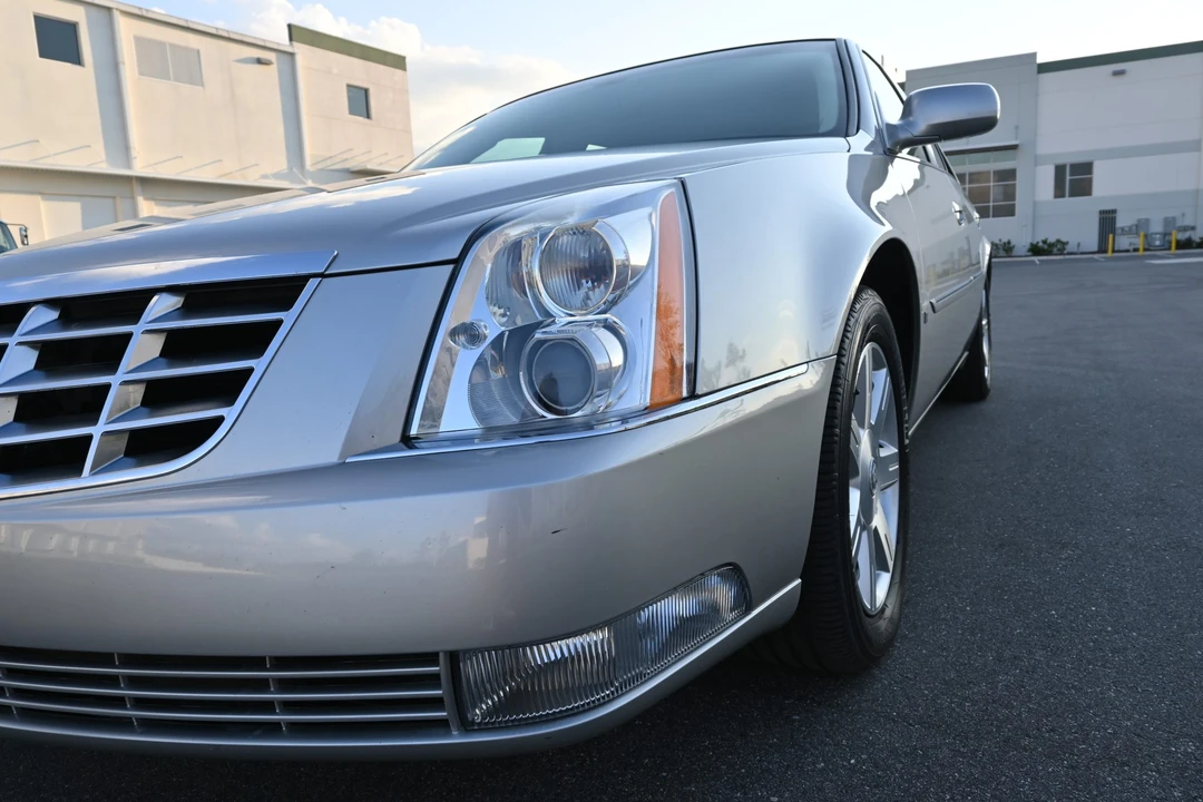2007 Cadillac DTS - Image 29 of 31