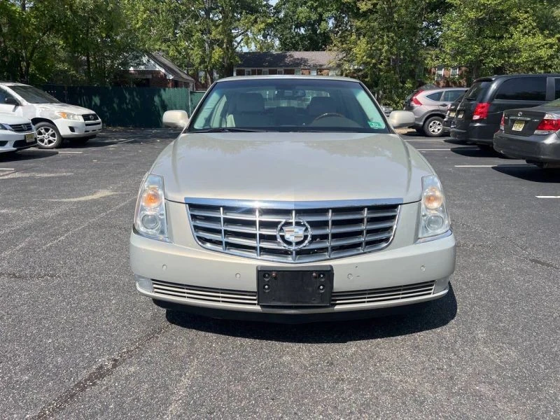 2007 Cadillac DTS - Image 2 of 12