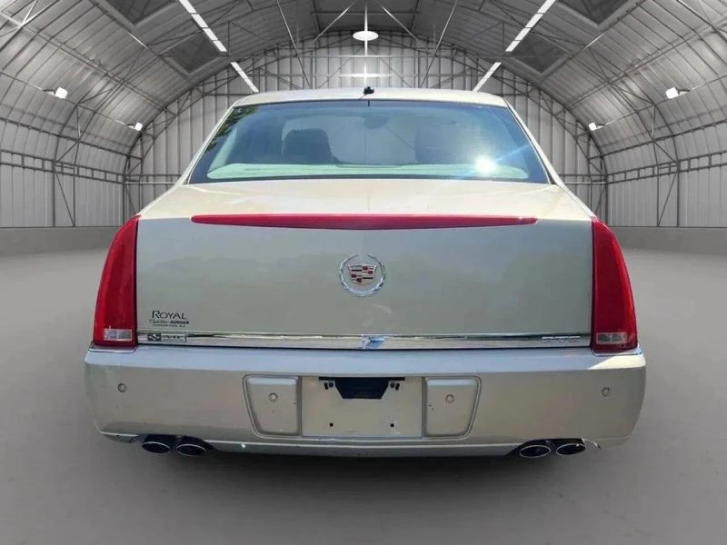 2007 Cadillac DTS - Image 7 of 12