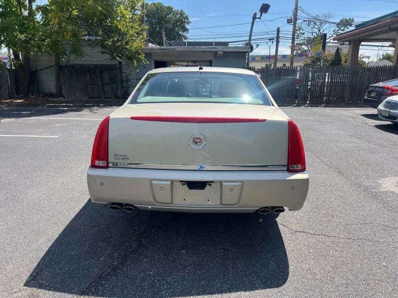 2007 Cadillac DTS - Image 7 of 12