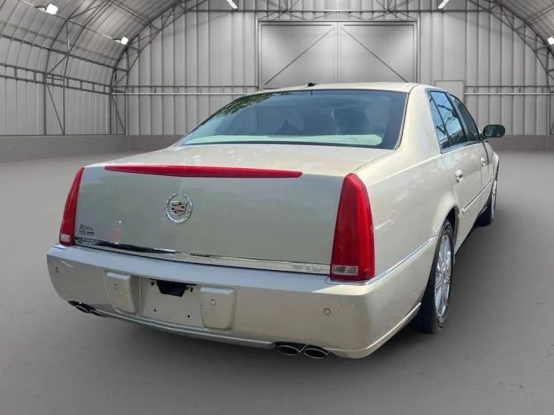 2007 Cadillac DTS - Image 9 of 12