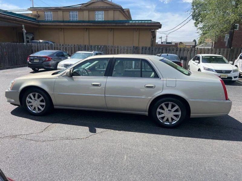 2007 Cadillac DTS - Image 5 of 12