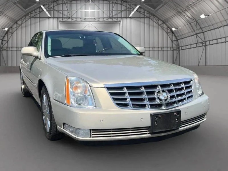 2007 Cadillac DTS - Image 8 of 12