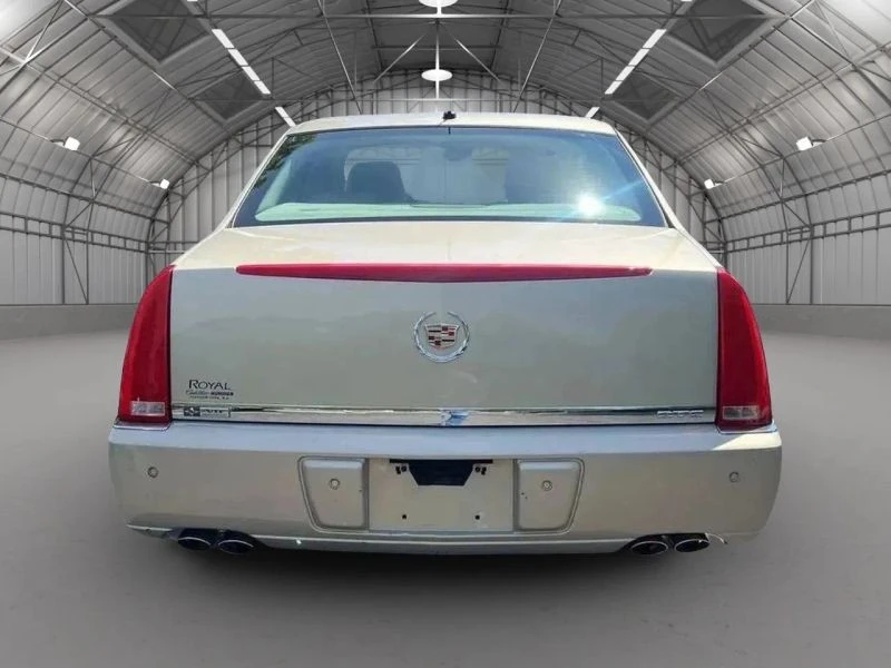 2007 Cadillac DTS - Image 7 of 12
