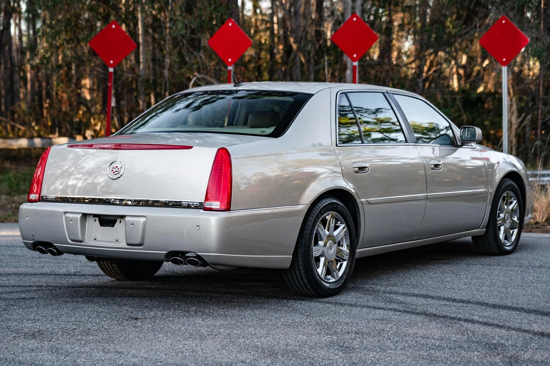 2007 Cadillac DTS - Image 20 of 31