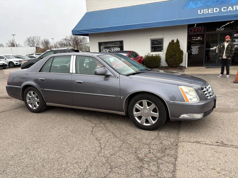2007 Cadillac DTS - Image 7 of 12
