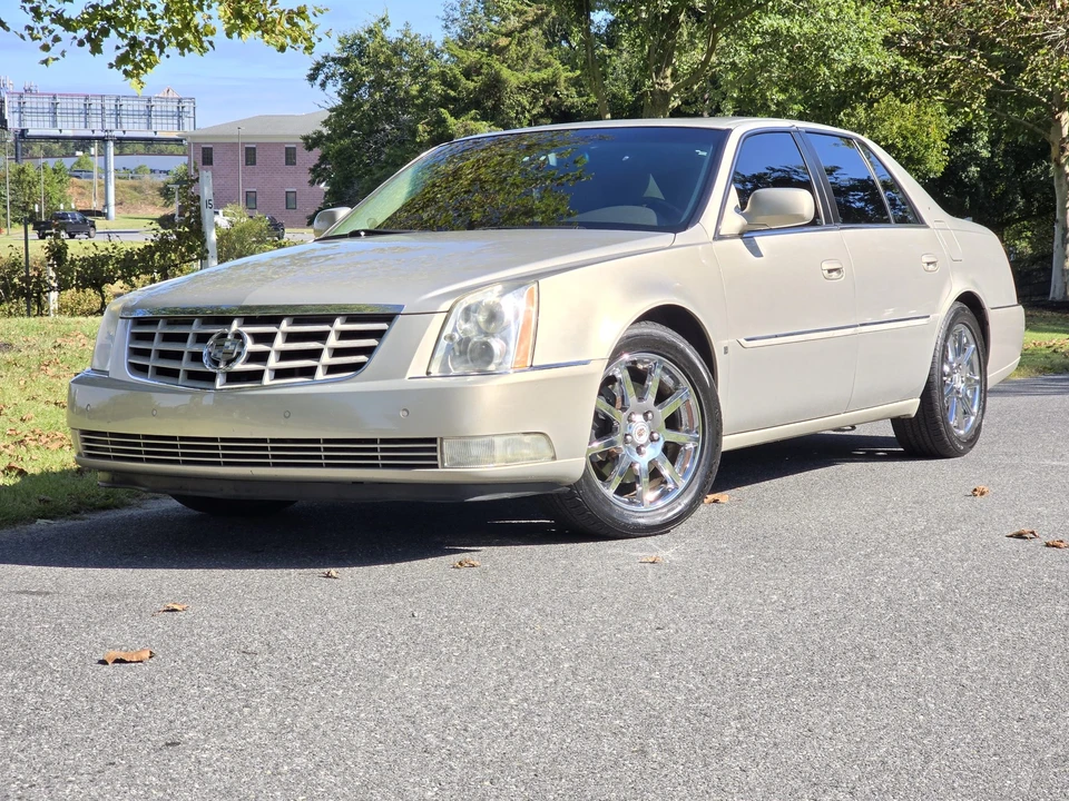 2007 Cadillac DTS - Image 4 of 31