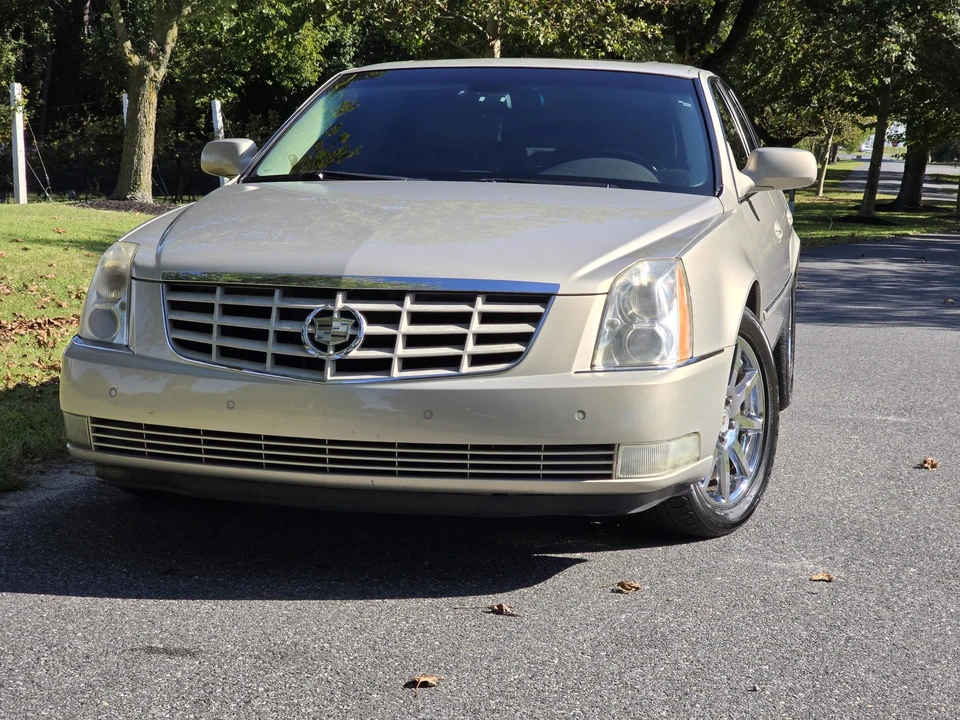 2007 Cadillac DTS - Image 9 of 31