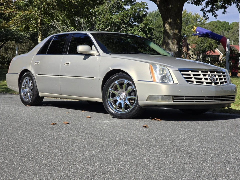 2007 Cadillac DTS - Image 19 of 31