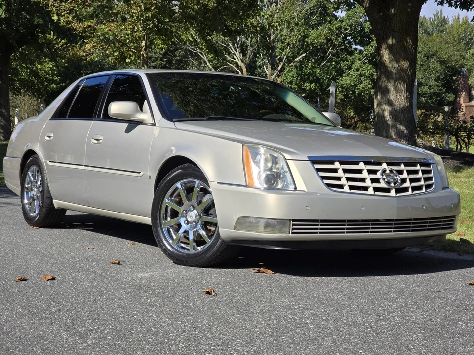 2007 Cadillac DTS - Image 17 of 31