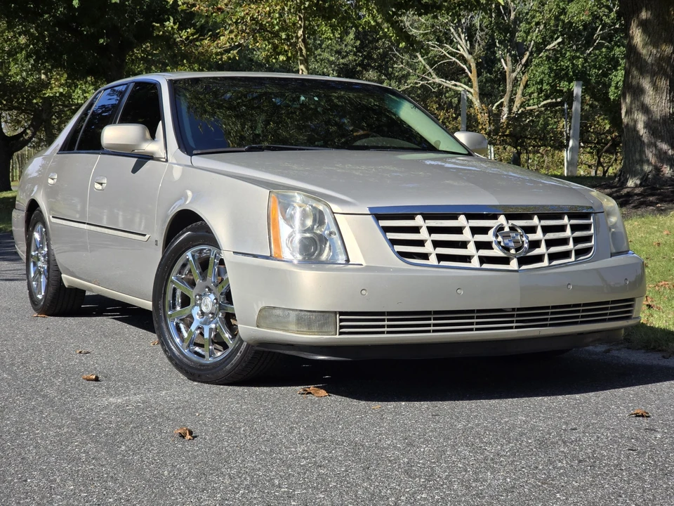 2007 Cadillac DTS - Image 15 of 31