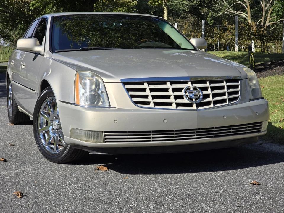 2007 Cadillac DTS - Image 14 of 31
