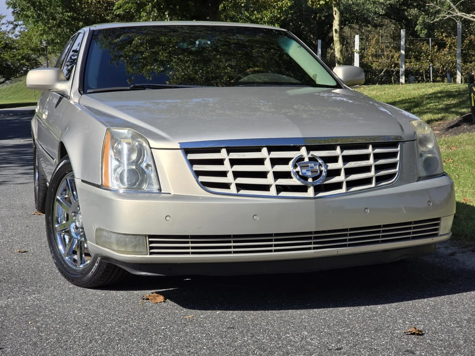 2007 Cadillac DTS - Image 13 of 31