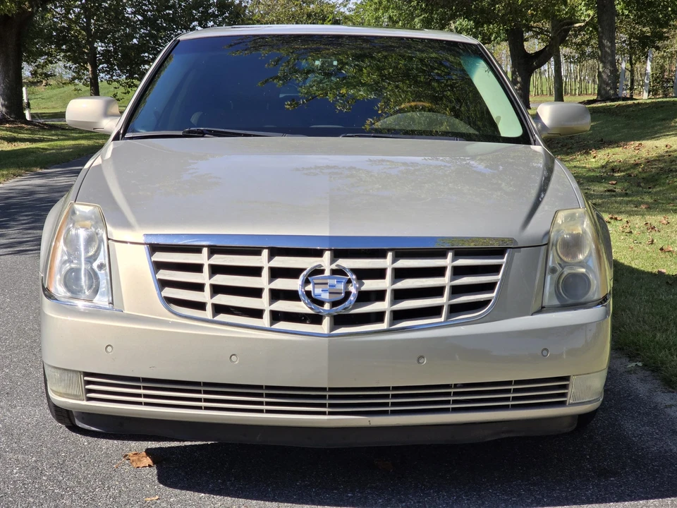 2007 Cadillac DTS - Image 10 of 31