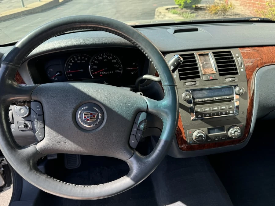 2007 Cadillac DTS - Image 4 of 5