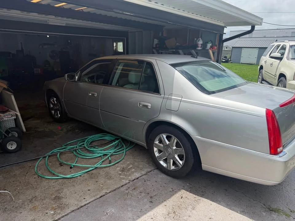 2007 Cadillac DTS - Image 8 of 15