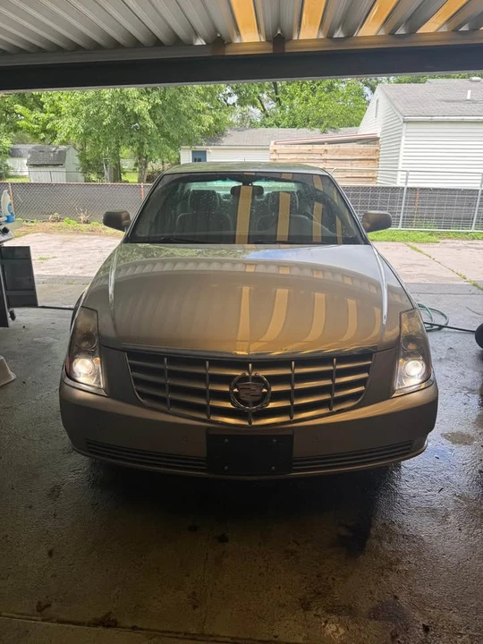 2007 Cadillac DTS - Image 3 of 15