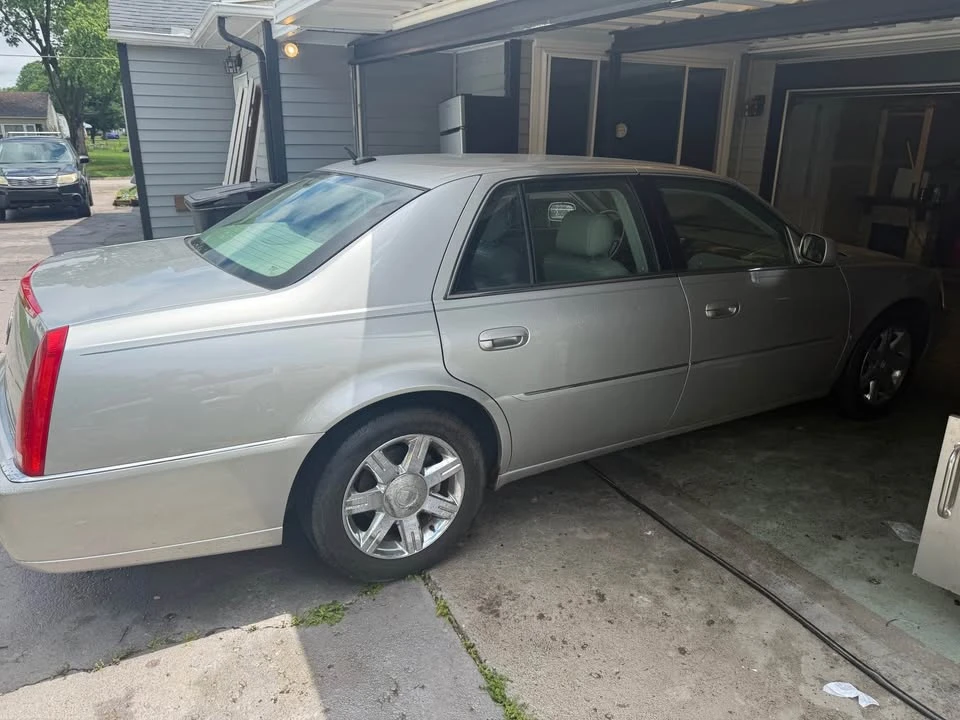 2007 Cadillac DTS - Image 6 of 15