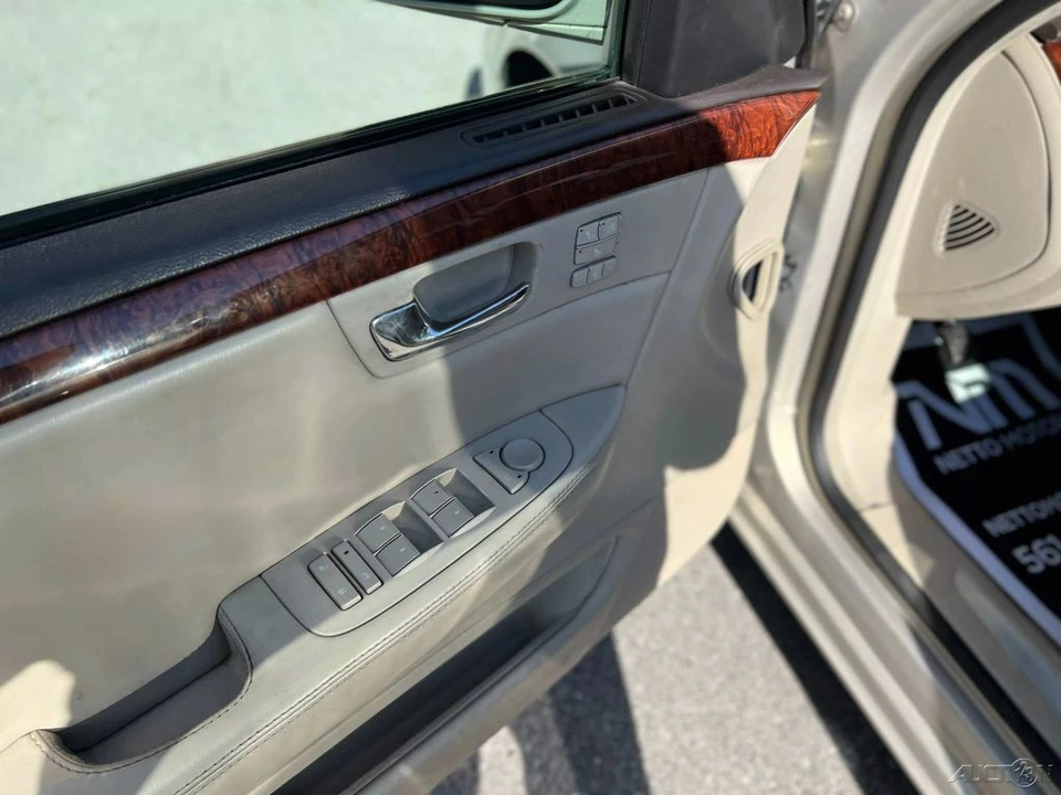 2007 Cadillac DTS - Image 10 of 21