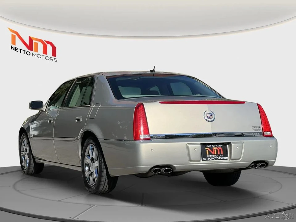 2007 Cadillac DTS - Image 3 of 21