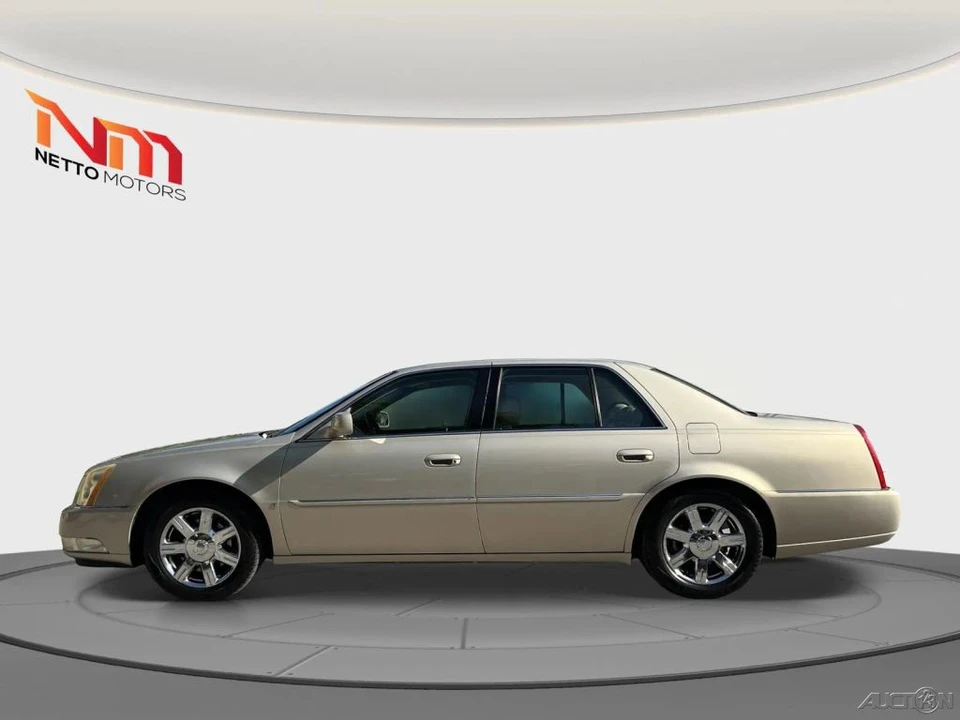 2007 Cadillac DTS - Image 2 of 21