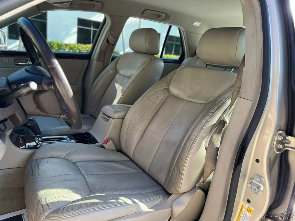 2007 Cadillac DTS - Image 14 of 21