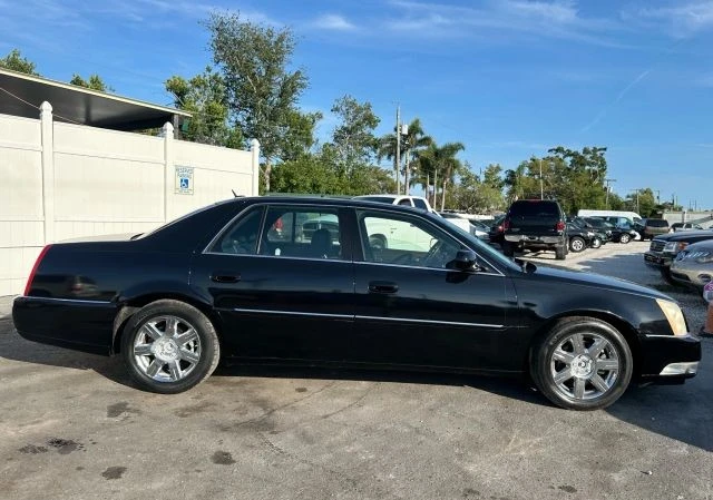 2007 Cadillac DTS - Image 2 of 16
