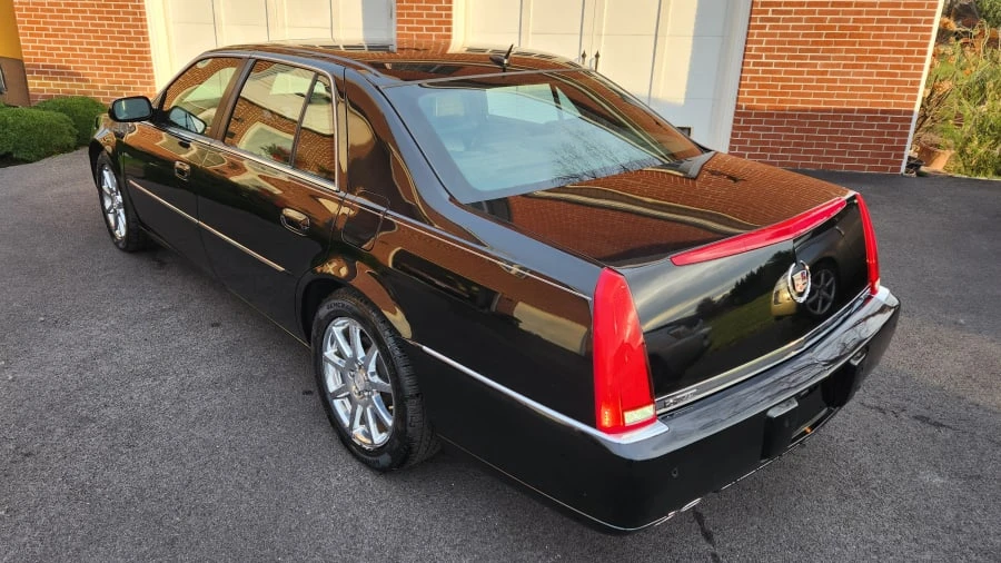 2007 Cadillac DTS - Image 3 of 18