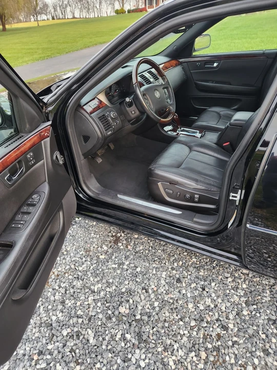 2007 Cadillac DTS - Image 12 of 18