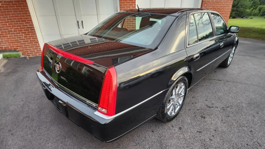 2007 Cadillac DTS - Image 8 of 18