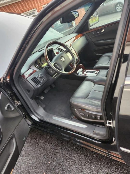 2007 Cadillac DTS - Image 9 of 18