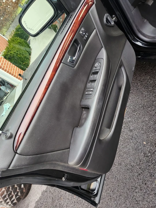 2007 Cadillac DTS - Image 15 of 18