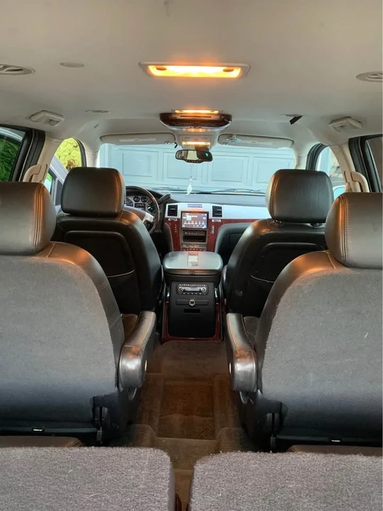 2007 Cadillac Escalade & EXT 3rd Gen - Image 10 of 10