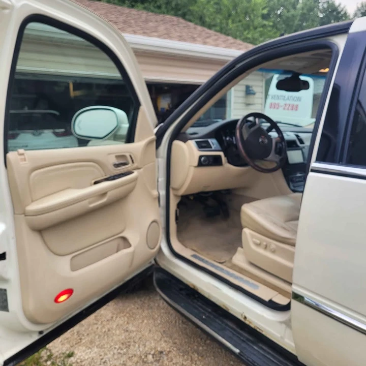 2007 Cadillac Escalade & EXT 3rd Gen - Image 5 of 8