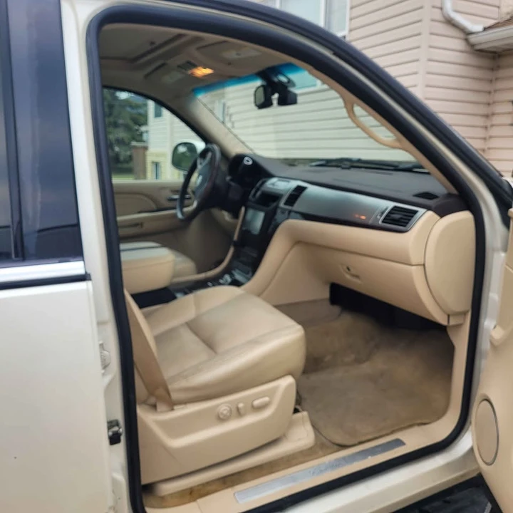 2007 Cadillac Escalade & EXT 3rd Gen - Image 6 of 8