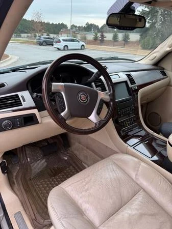 2007 Cadillac Escalade & EXT 3rd Gen - Image 13 of 16