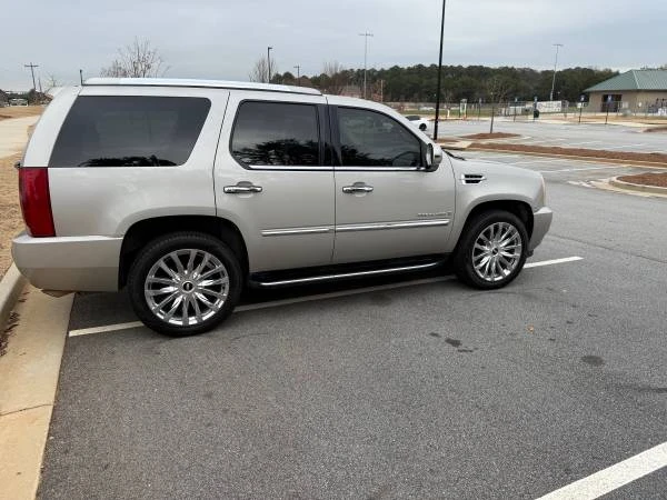 2007 Cadillac Escalade & EXT 3rd Gen - Image 3 of 16