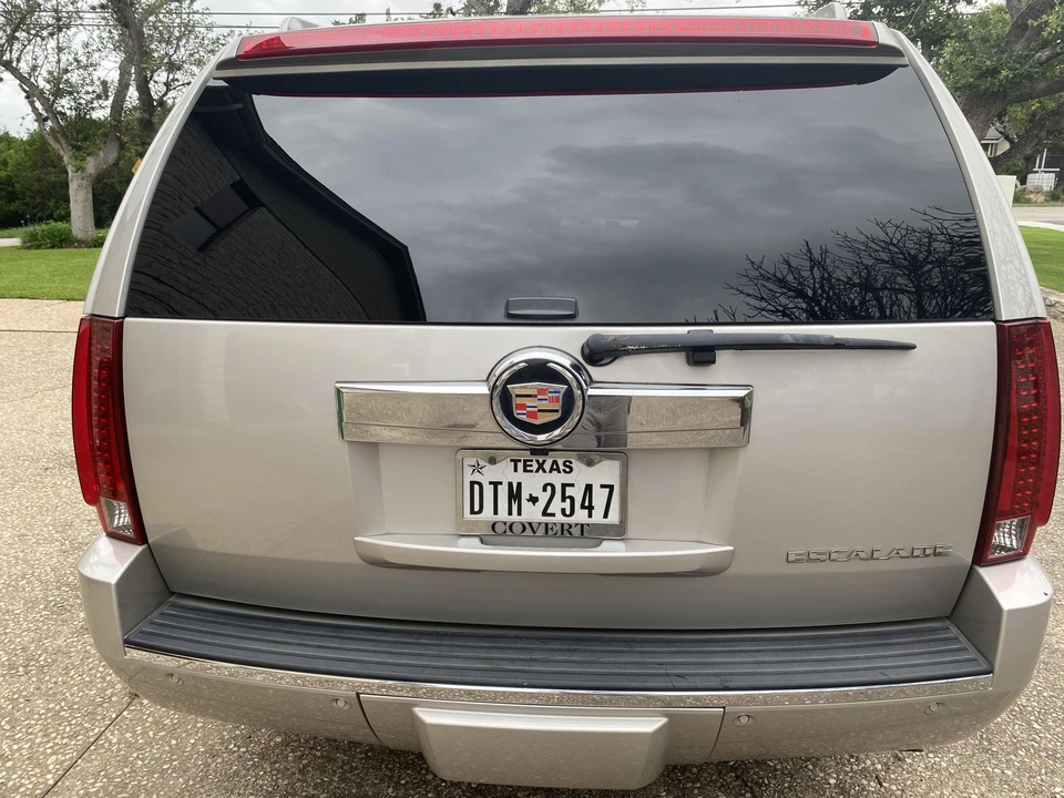 2007 Cadillac Escalade & EXT 3rd Gen - Image 11 of 31