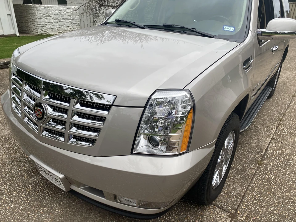 2007 Cadillac Escalade & EXT 3rd Gen - Image 6 of 31