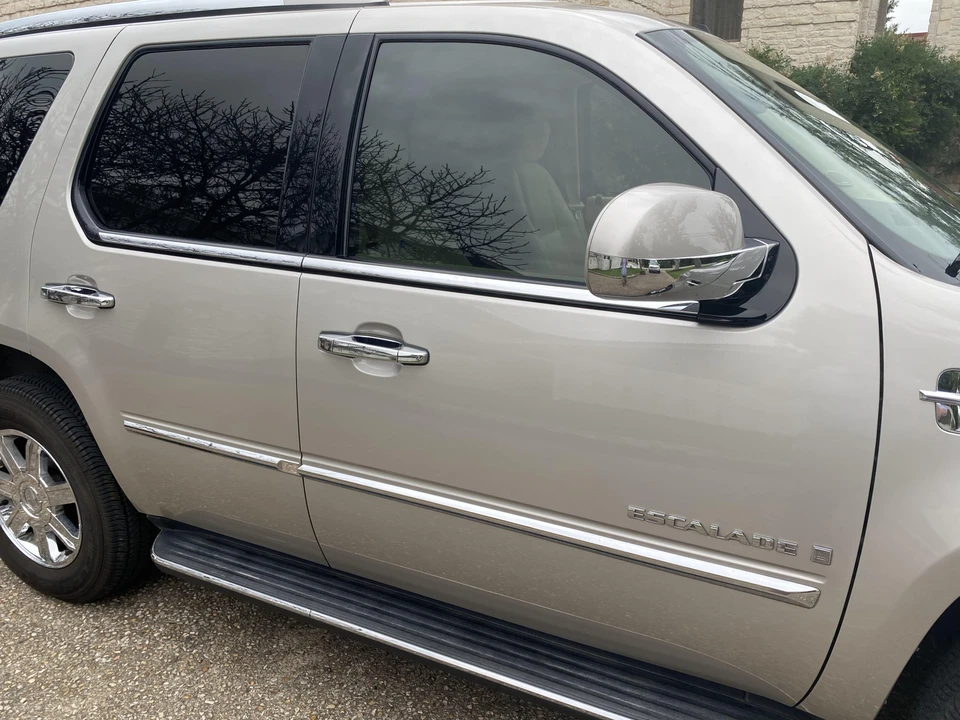 2007 Cadillac Escalade & EXT 3rd Gen - Image 30 of 31