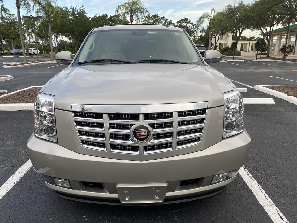 2007 Cadillac Escalade & EXT 3rd Gen - Image 6 of 31