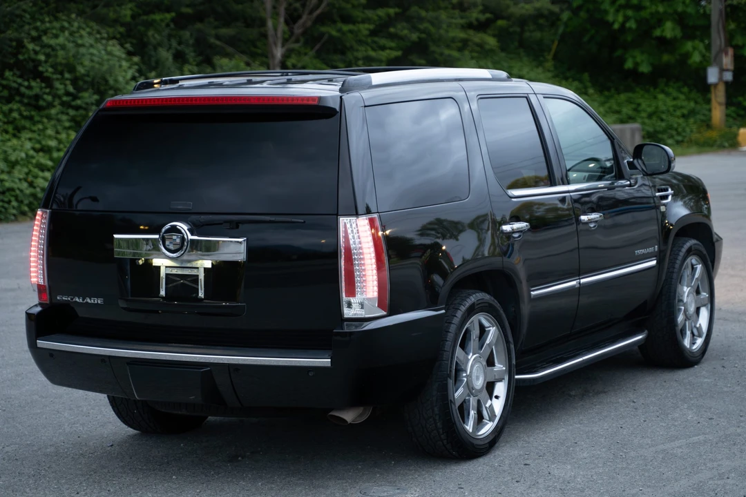 2007 Cadillac Escalade & EXT 3rd Gen - Image 17 of 31