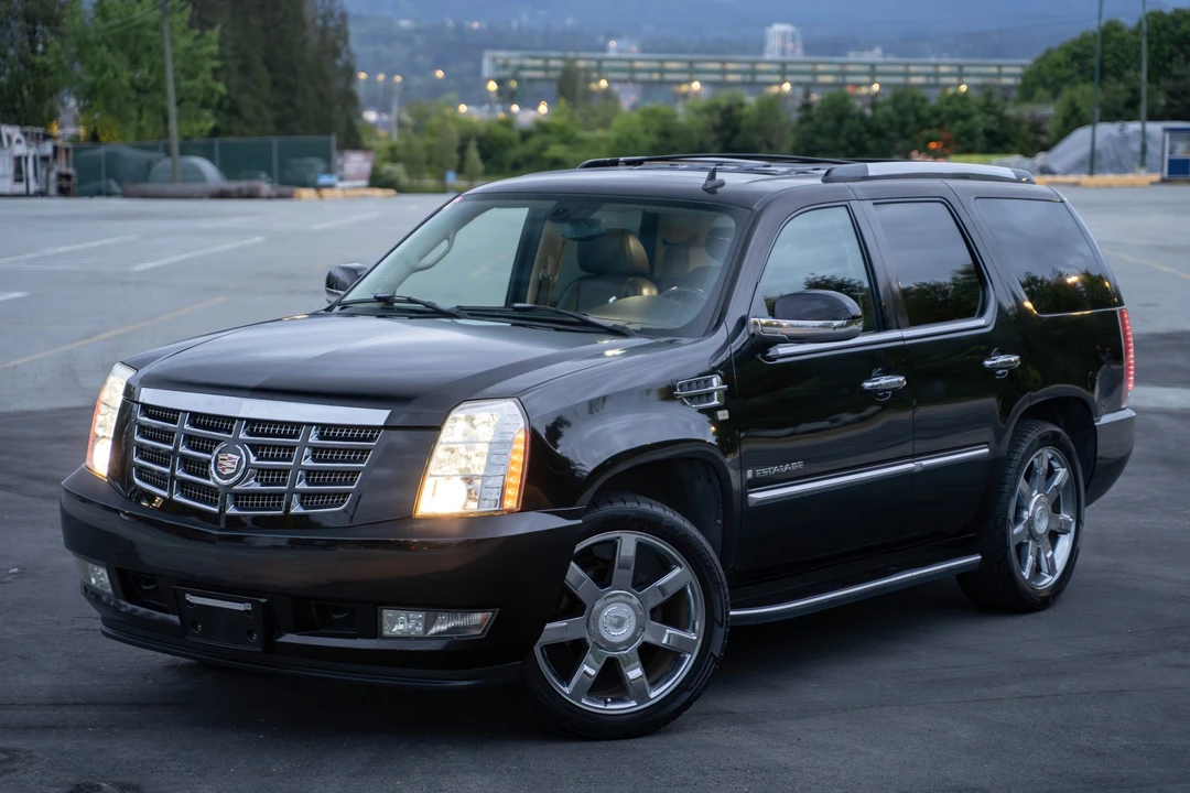 2007 Cadillac Escalade & EXT 3rd Gen - Image 3 of 31
