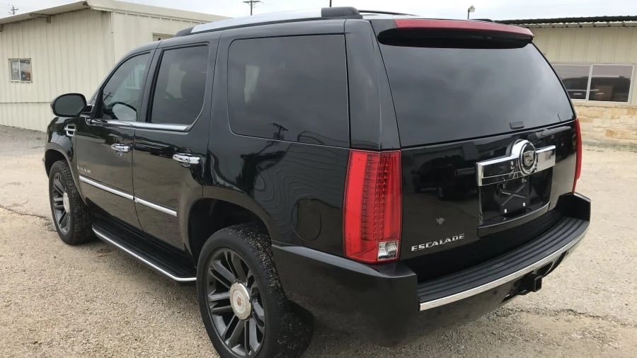 2007 Cadillac Escalade & EXT 3rd Gen - Image 2 of 9