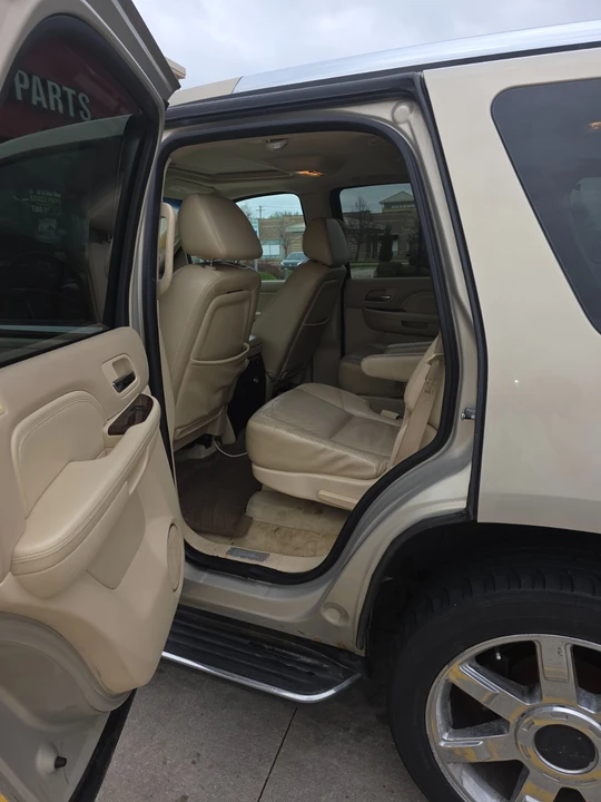 2007 Cadillac Escalade & EXT 3rd Gen - Image 7 of 10